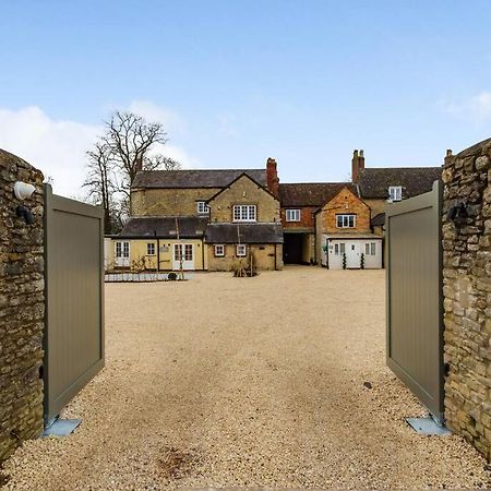 Fox Cottage, Within 5 Min Walk Of Bicester Village エクステリア 写真