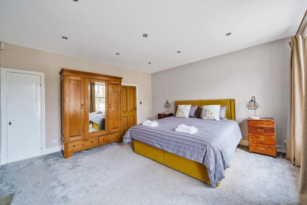 Fox Cottage, Within 5 Min Walk Of Bicester Village エクステリア 写真